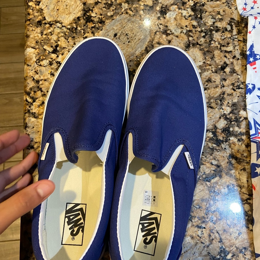 Men’s vans navy size 12